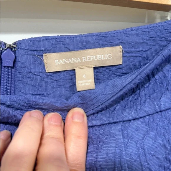 Banana Republic Lilac Textured Pencil Skirt - Picture 5 of 10